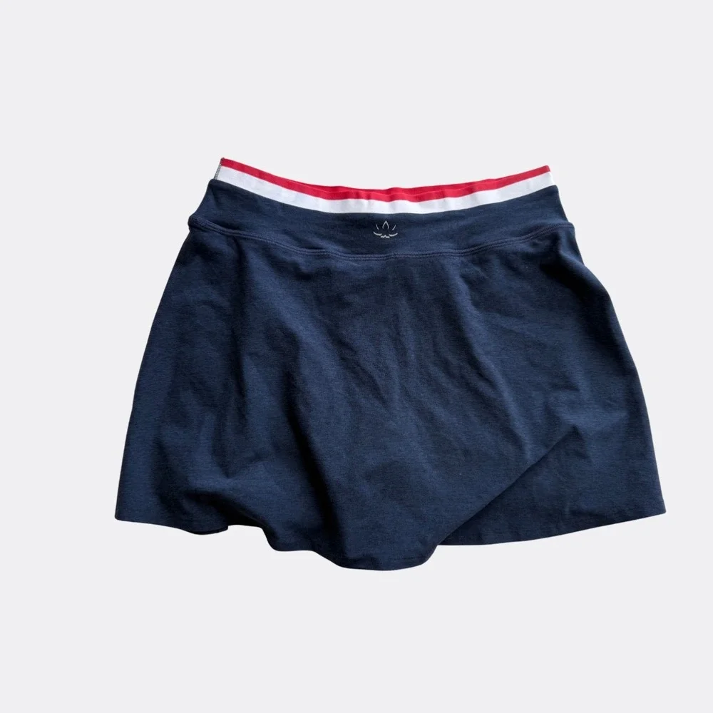 Beyond Yoga Logo-Print Stripe Waistband Stretch-Woven Mini Skirt Women's Size M - Picture 3 of 4